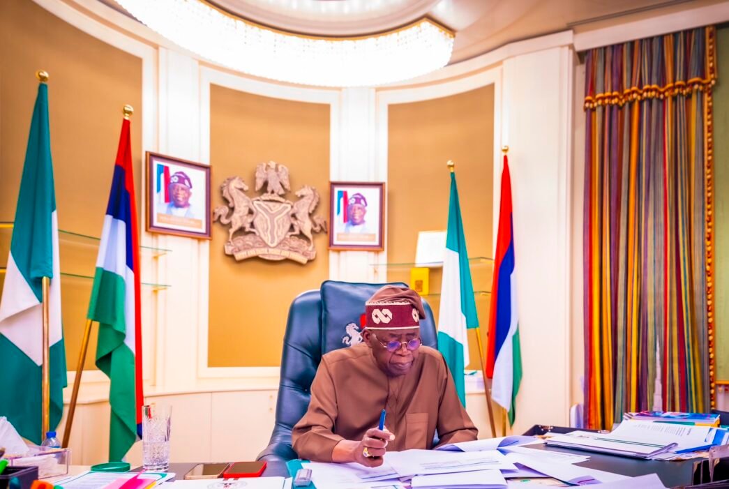 PRESIDENT-BOLA-TINUBU-AT-ASO-ROCK-1045×701 Tinubu